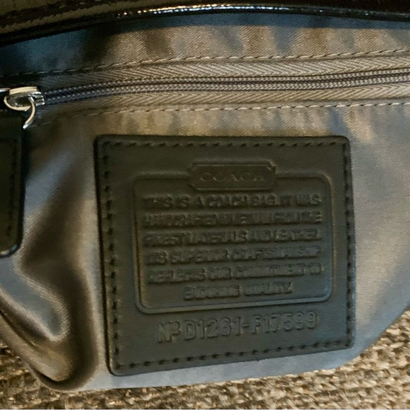 Coach Ashley Signature Hippie Hobo Bag in black and gray - Picture 4 of 6